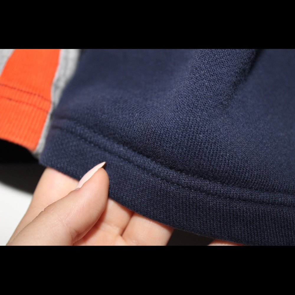 Vintage Abercrombie & Fitch V-Neck Sweatshirt - Picture 9 of 10